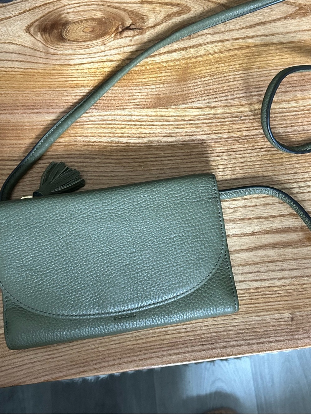 Fossil olive Green Leather Crossbody Bag with Tassel